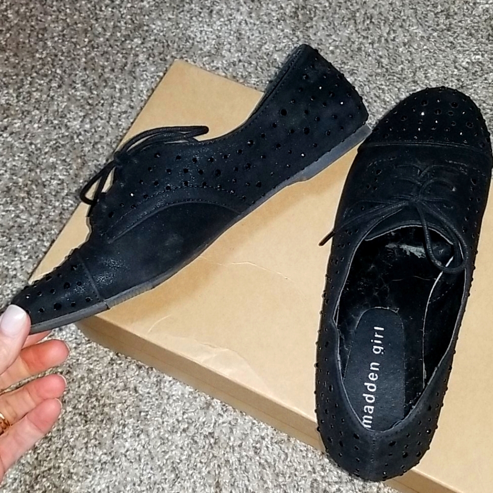 Madden Girl JULISSA Rhinestone Laced Oxford